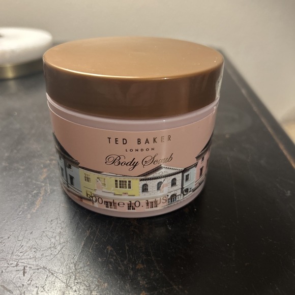 Ted Baker Other - Ted Baker London Regency Houses Body Scrub‎ ~ 300ml ~ Brand New & Sealed!